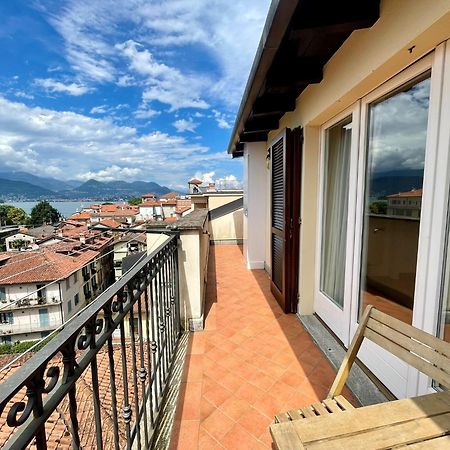 Suite Romantic Vista Lago Stresa Buitenkant foto