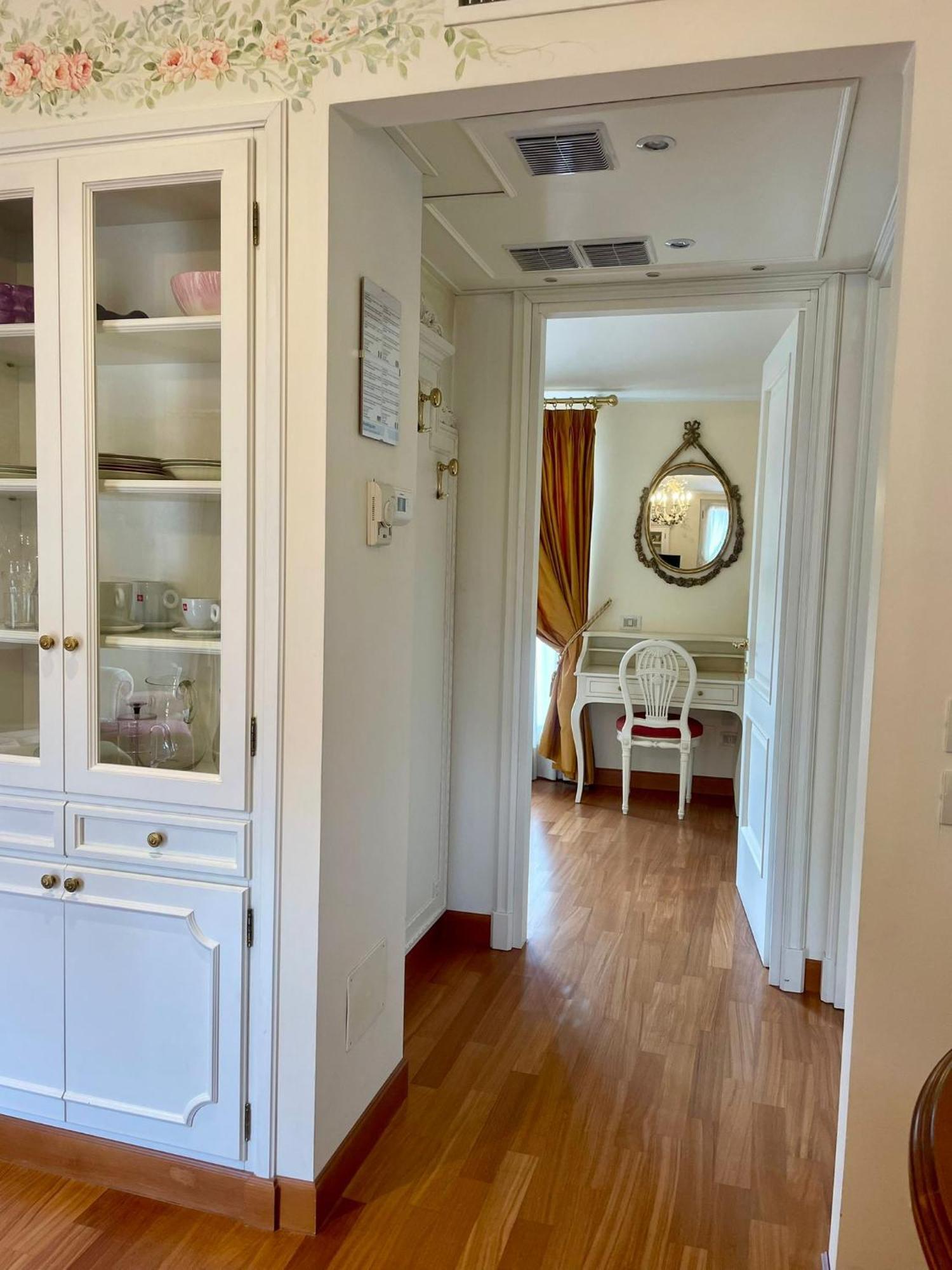 Suite Romantic Vista Lago Stresa Buitenkant foto