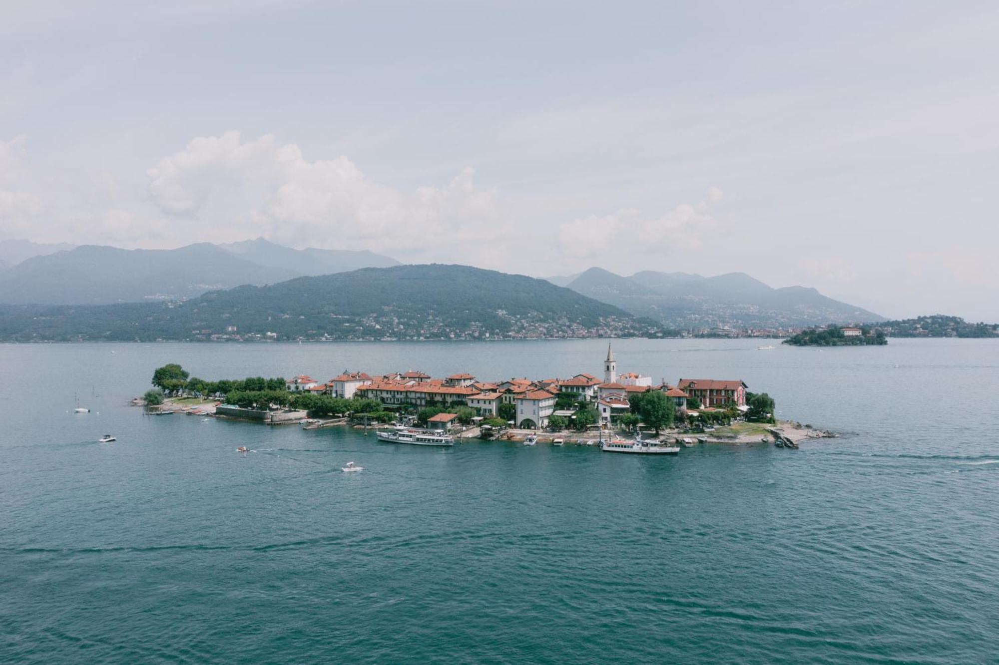 Suite Romantic Vista Lago Stresa Buitenkant foto